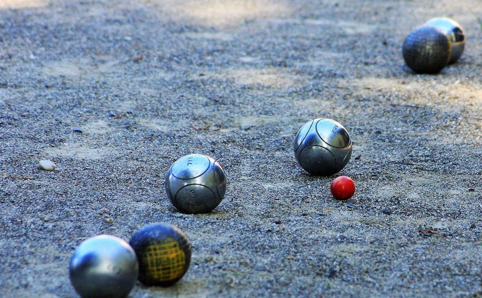juergen_sieber-boule-3058654_1920