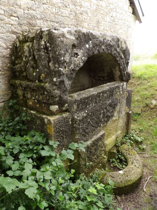 Fontaine de Braux-le-Châtel