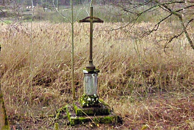 Croix à Farincourt