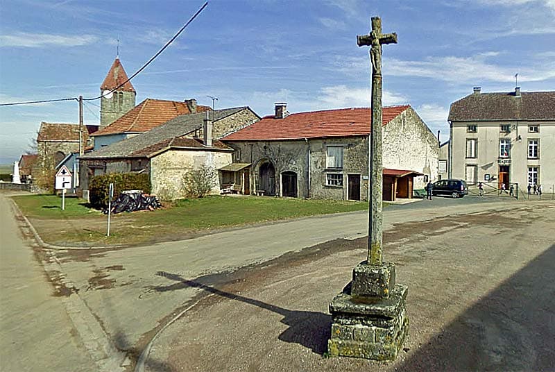 Croix de Fresnoy-en-Bassigny