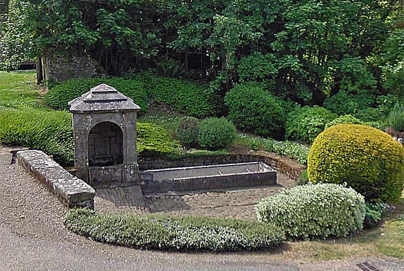 Fontaine de Pierrefaites