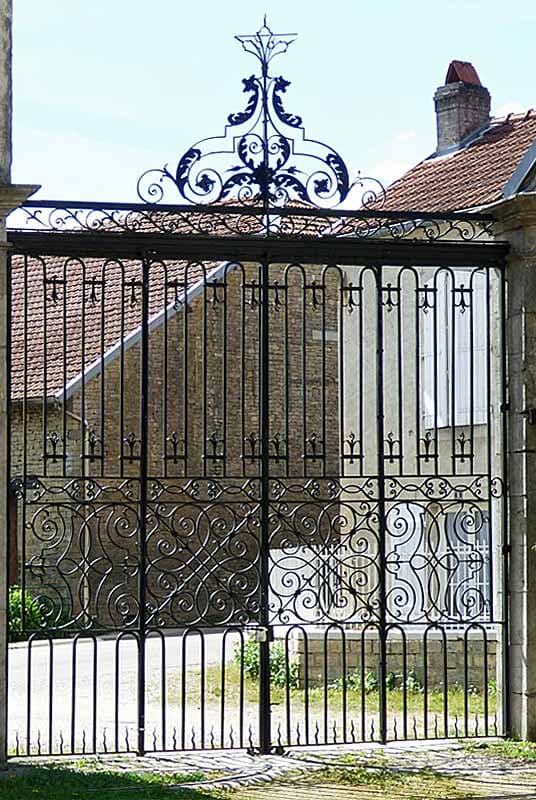 Grille du prieuré de Chassigny