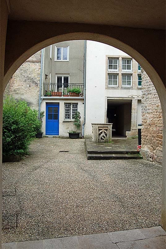 Passage couvert à Langres