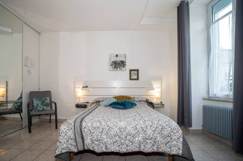 meuble-aigue-marine-sandra-neveux-bourbonne-les-bains