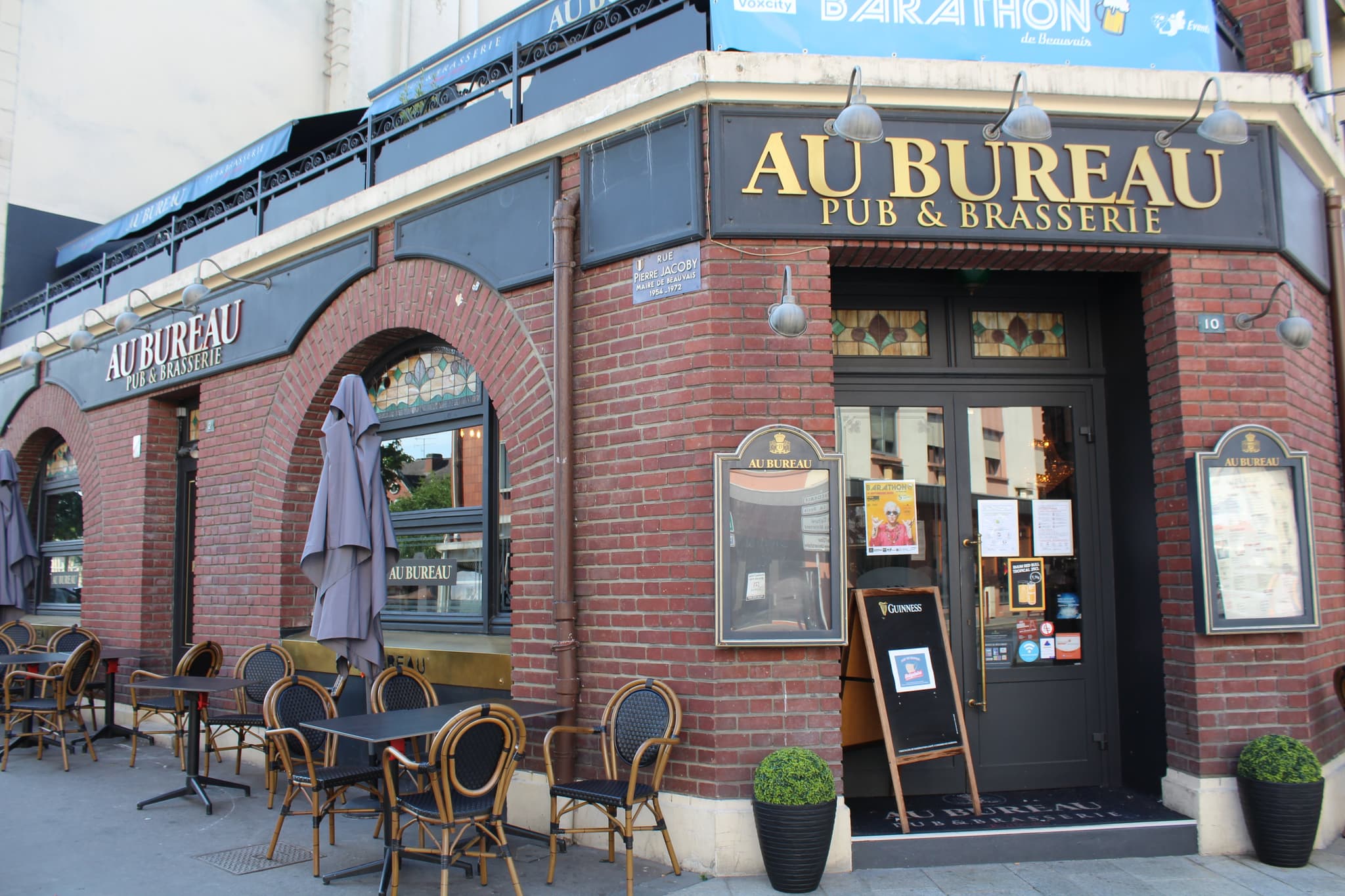 Beauvais_au bureau_terrasse