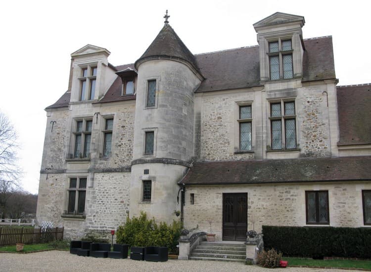 Château de Pontarmé ext