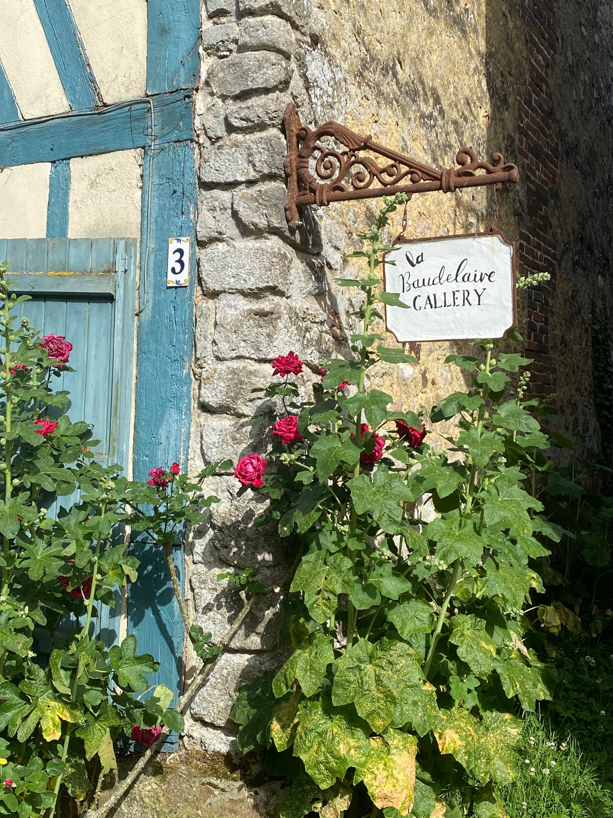 La Baudelaire Gallery