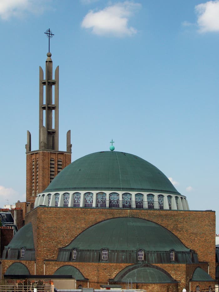Visite de l'église du Saint Esprit pour les enfants
