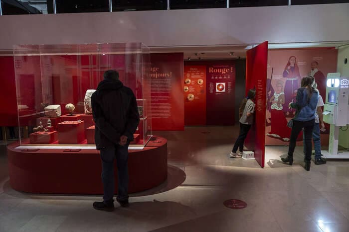 Visites de l'exposition temporaire "Rouge ! Archéologie d'une couleur"