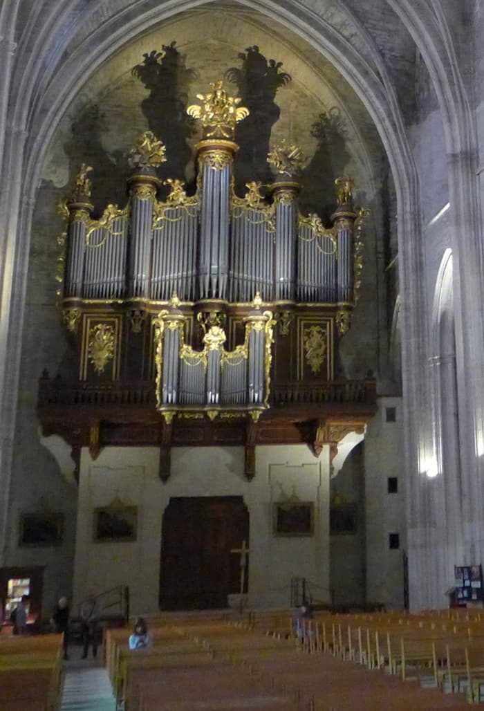 Présentation et démonstration de l'orgue de la cathédrale