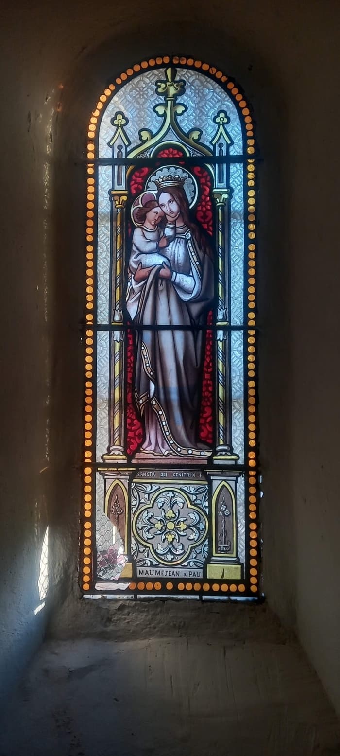 Visite guidée : restauration et création de vitraux dans une église sauvegardée