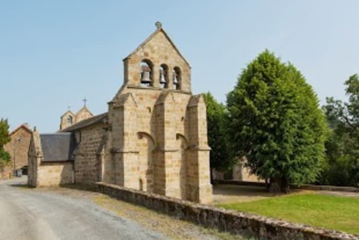 Venez visiter librement l'église Saint-Pierre et Saint-Paul de Poussanges