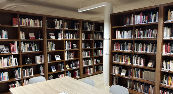 Visite guidée de la bibliothèque de la Cinémathèque de Toulouse