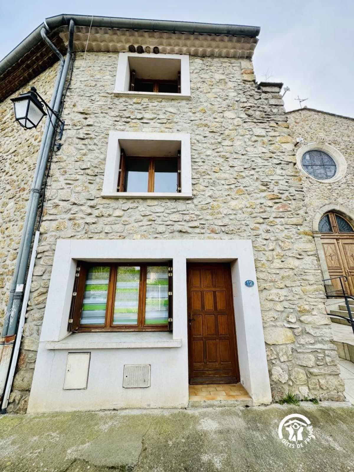 11G3409 - Chez Jeanne la Couturière_1