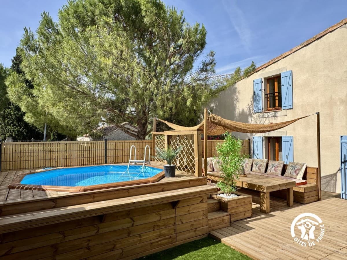 11G3704 - Casita Flora_1