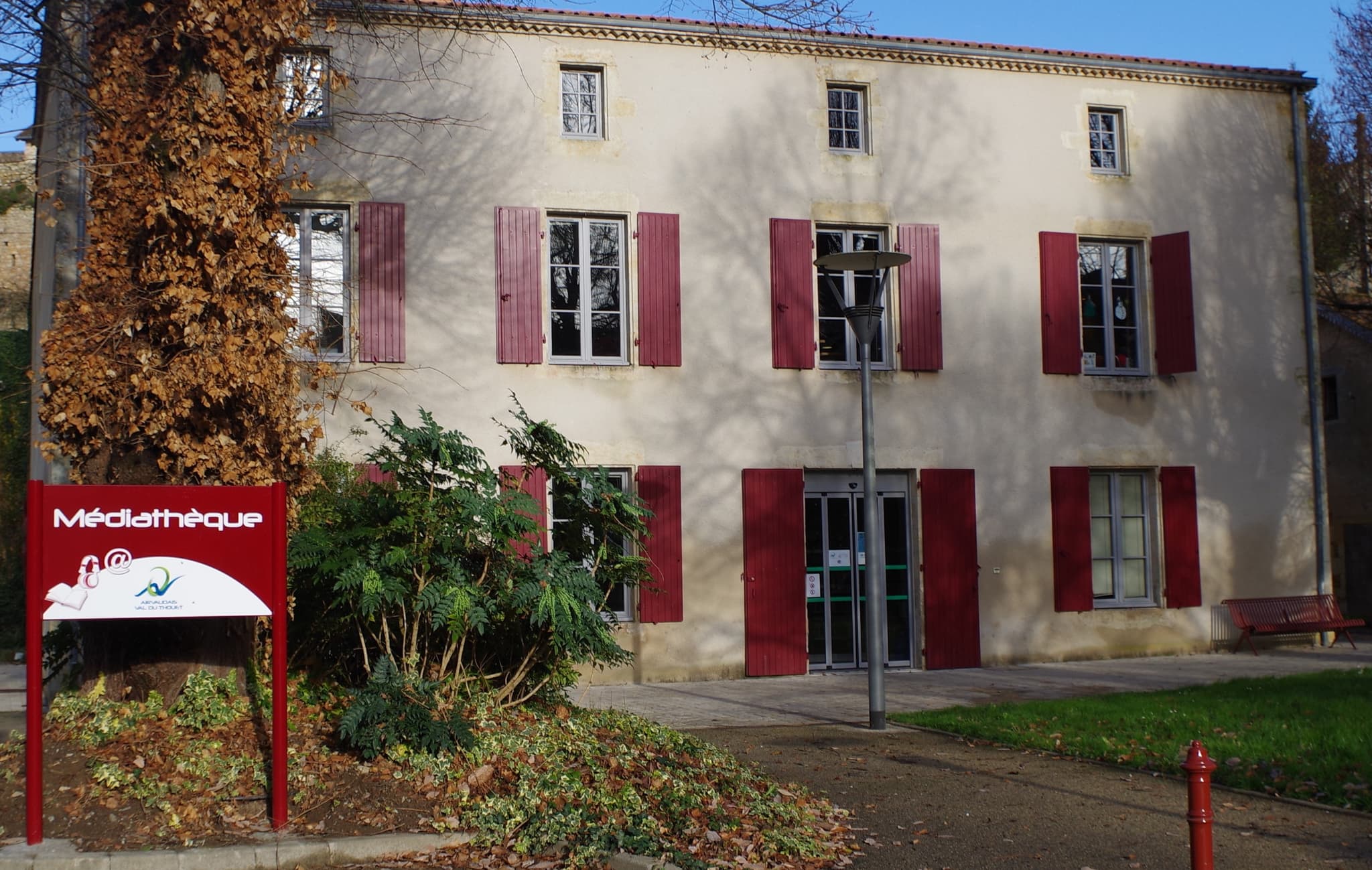 mediatheque_ext