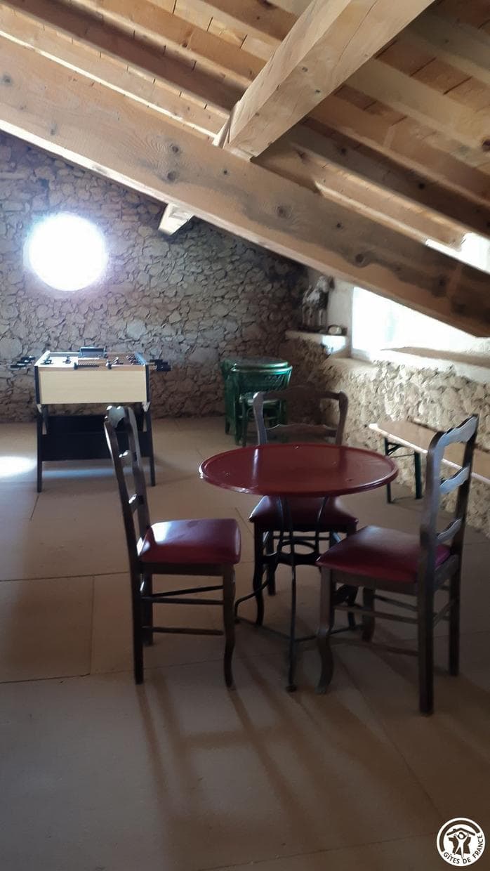 Les Coteaux