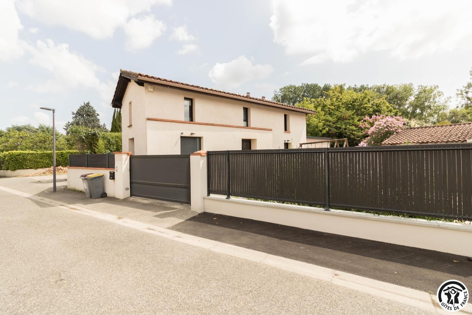 Le Clos de Blagnac, Diagomics GuestHouse