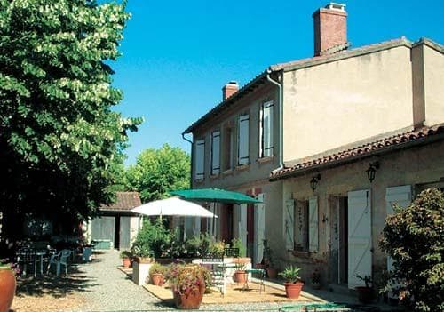 Les Douves
