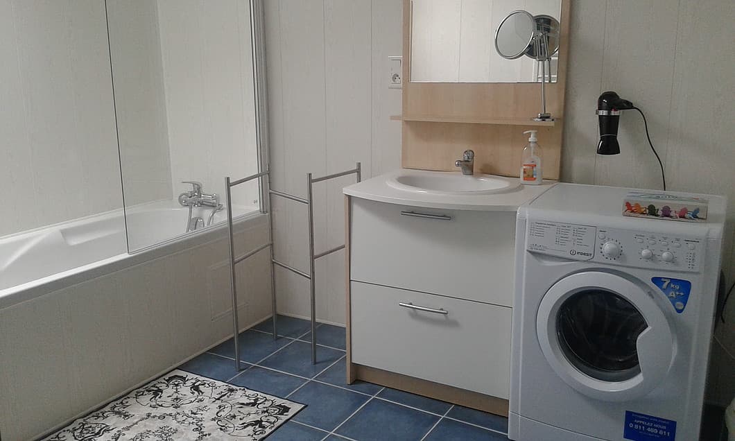Gîte Bienvenue chez nous SDB CAZERES