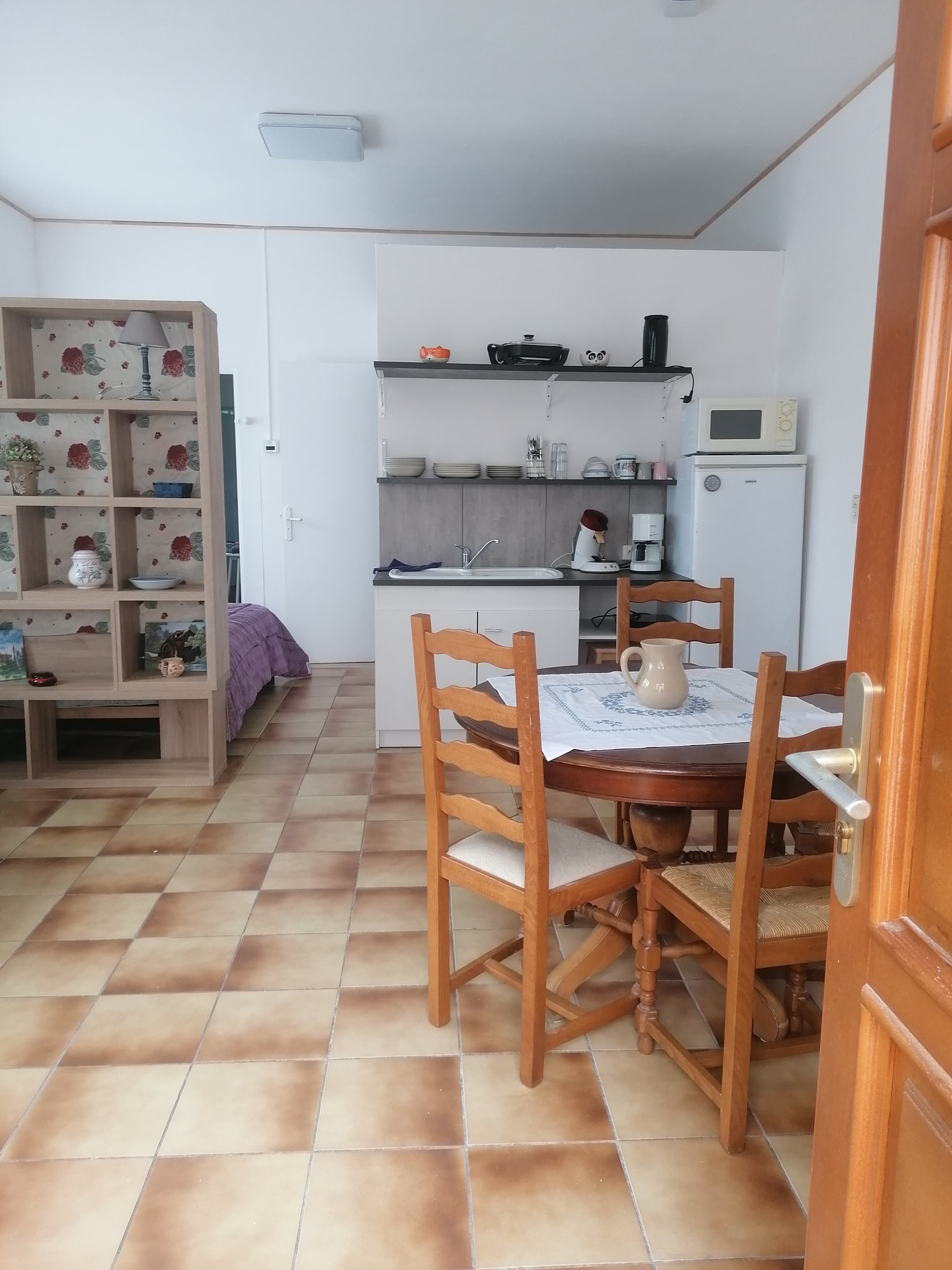 Chez Maryse, QUENTIN Maryse,coin salle à manger(1)