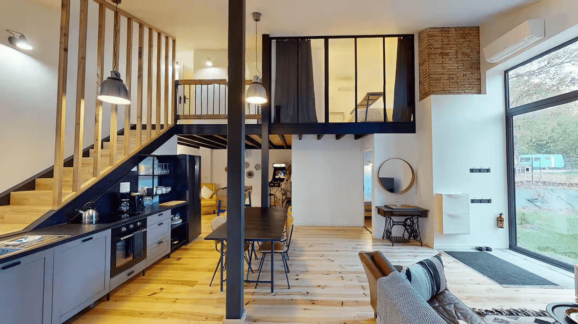 LOFT