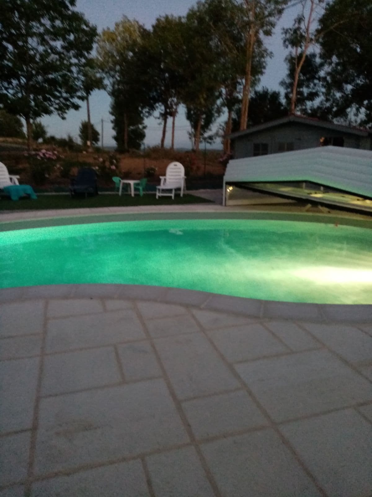 Laroclya Piscine éclairée, Quevillon, Lilhac