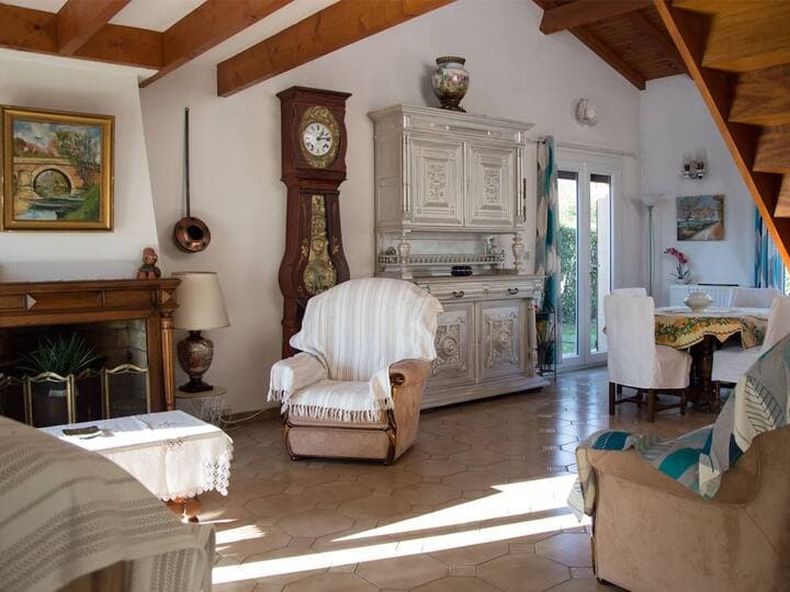 Salon