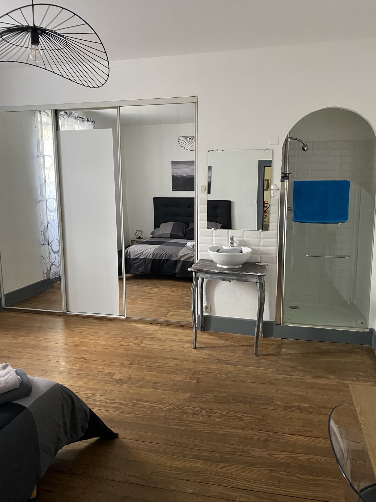 hotel-le-31-gourdan-polignan-chambre-pyrenees31