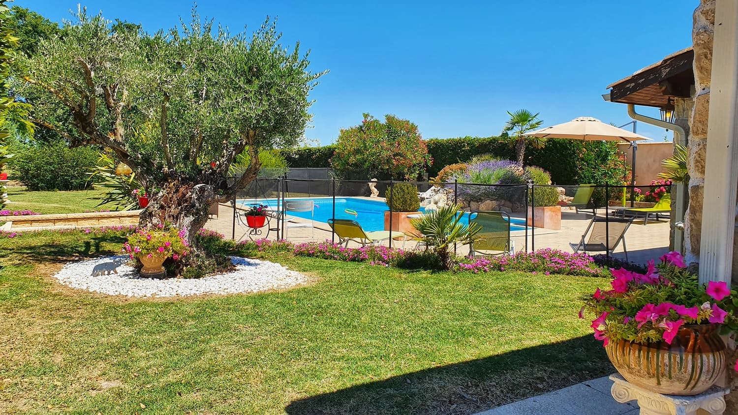 villa real 1 FRONTON