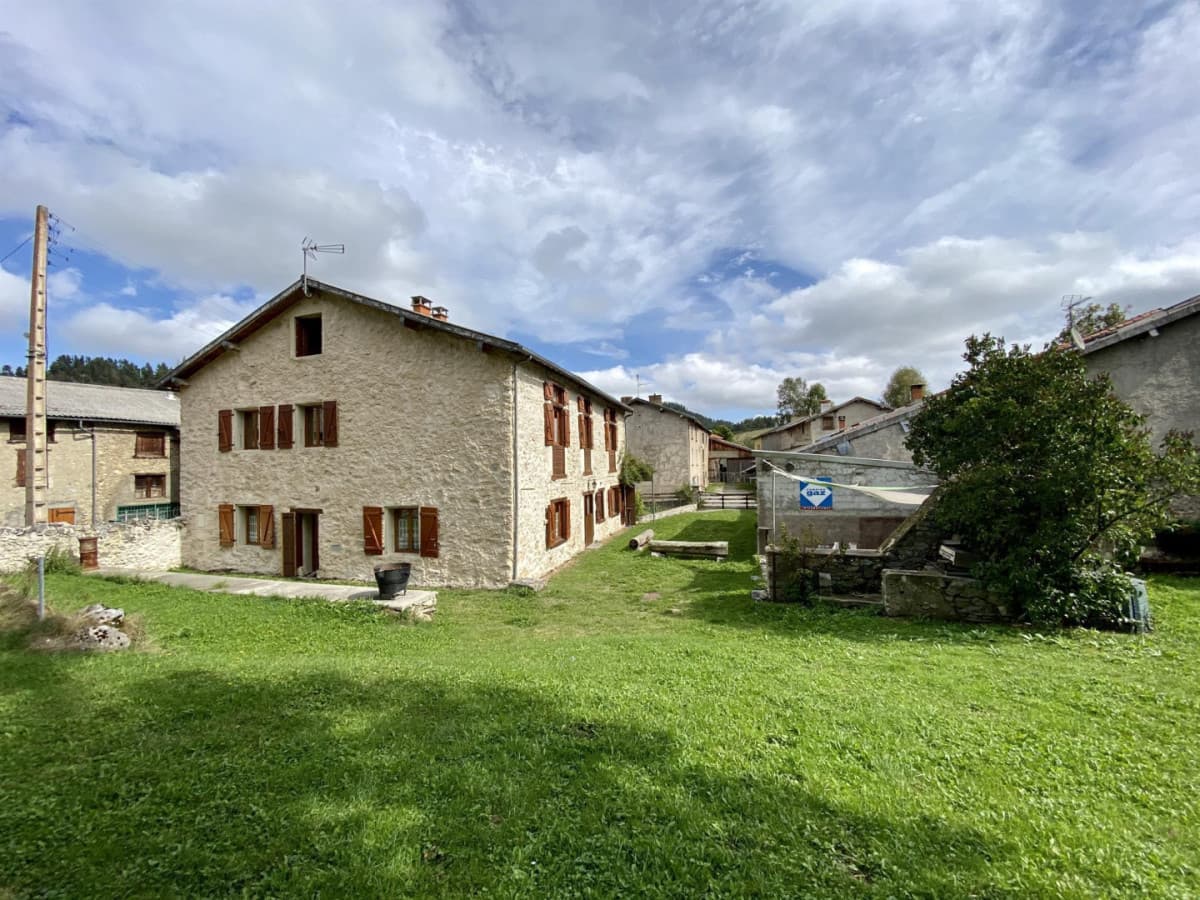 11G2032 - La grange de Bamby_1