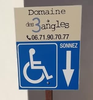 Domaine 3 Angles Acces Handicape