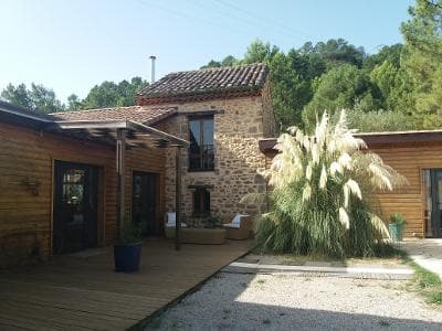 L'Amourier, entrée extérieure