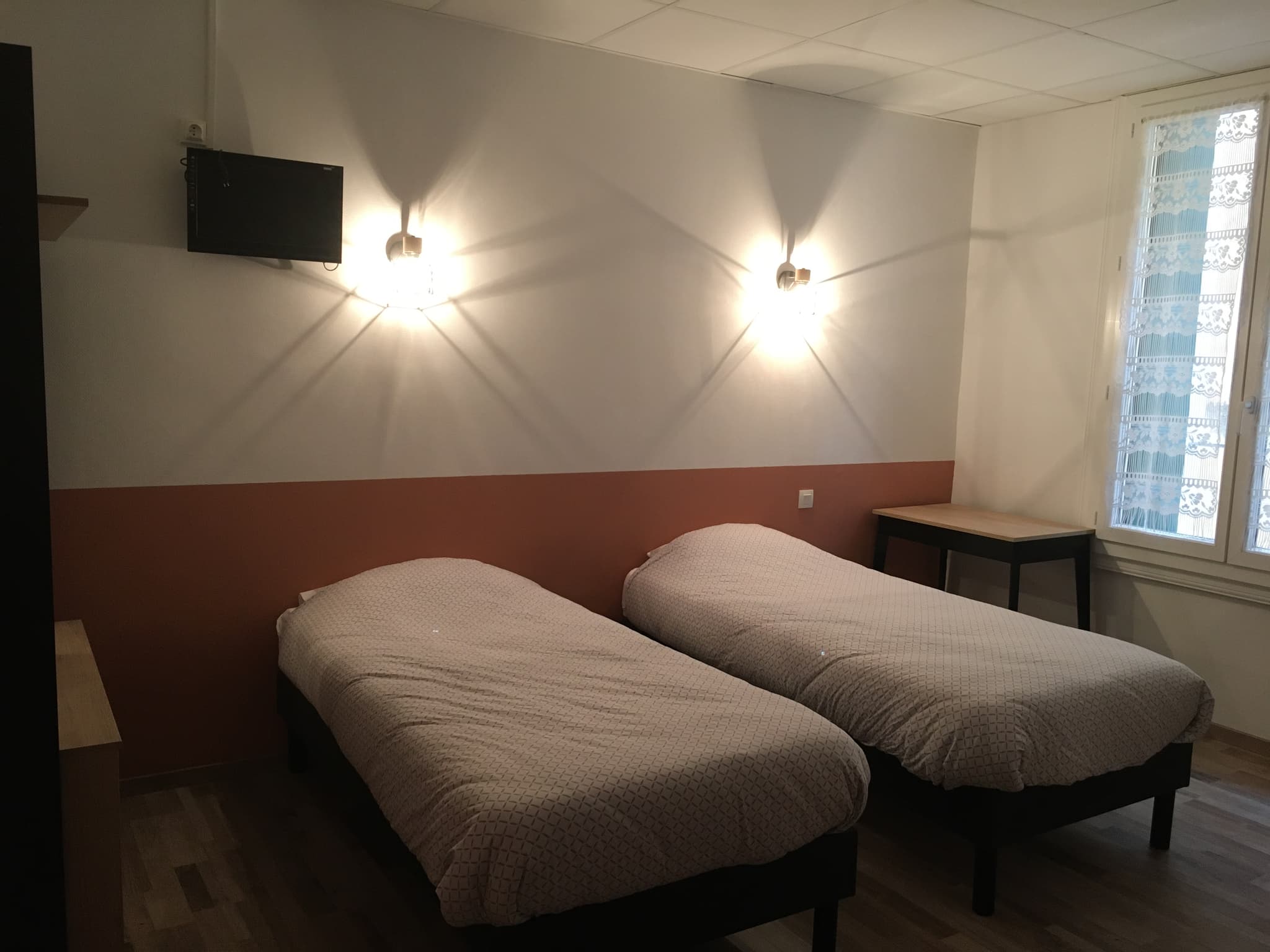 Hotel restaurant le Laissac chambre familiale
