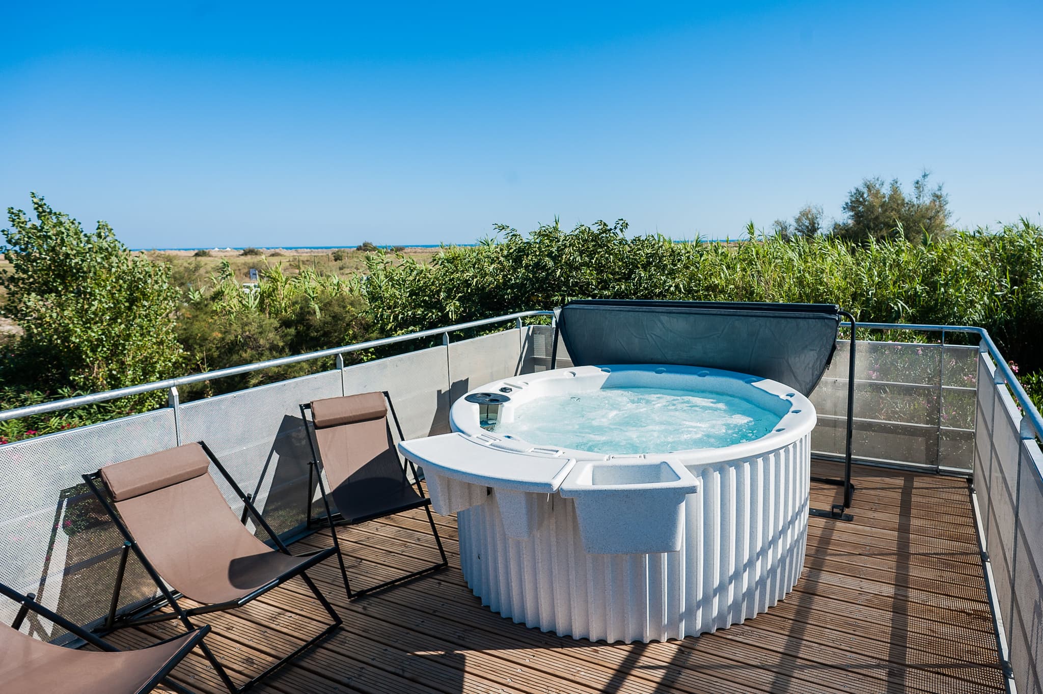 Jacuzzi individuel en terrasse