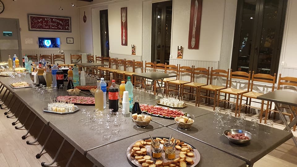 LeSomail-buffet©2018-AMARRA-OTMC