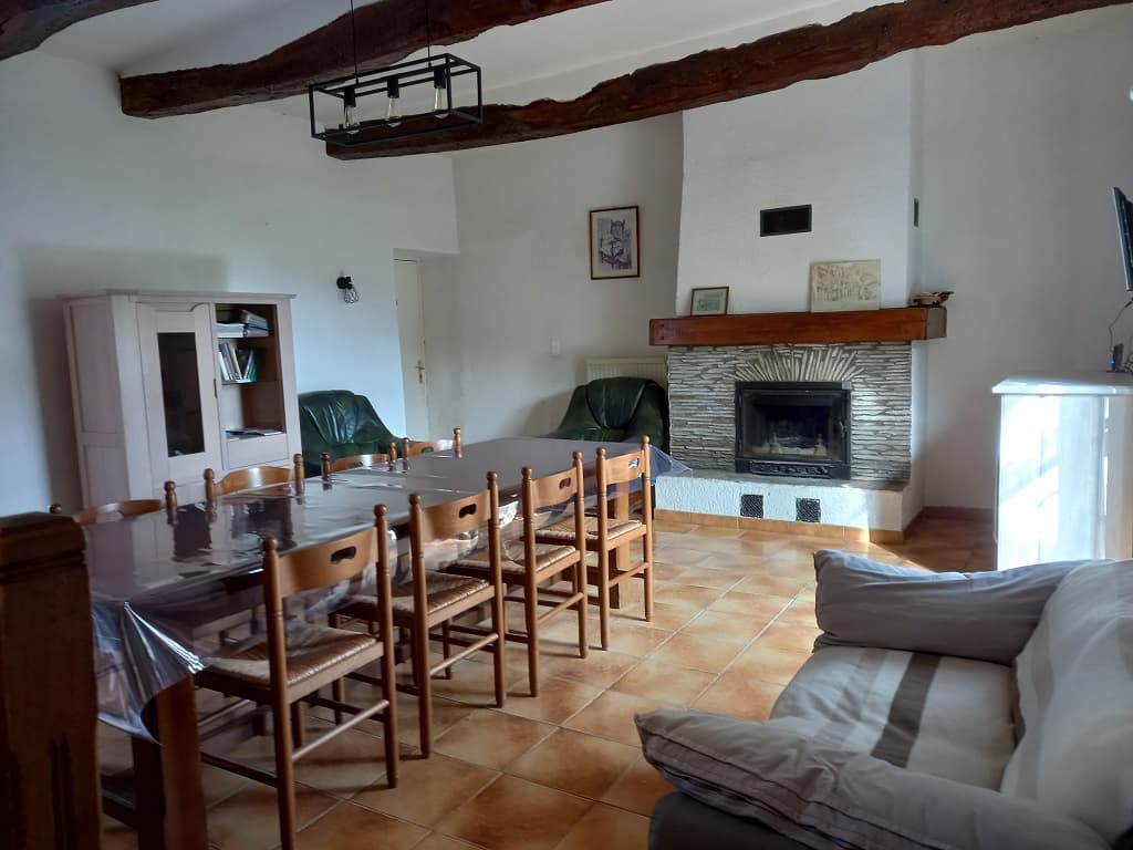 SALLE A MANGER 1