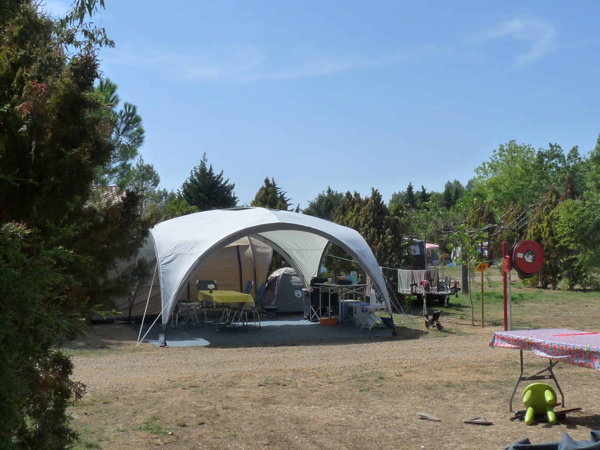 camping-domaine-le-vernis-minerve-randonee-herault