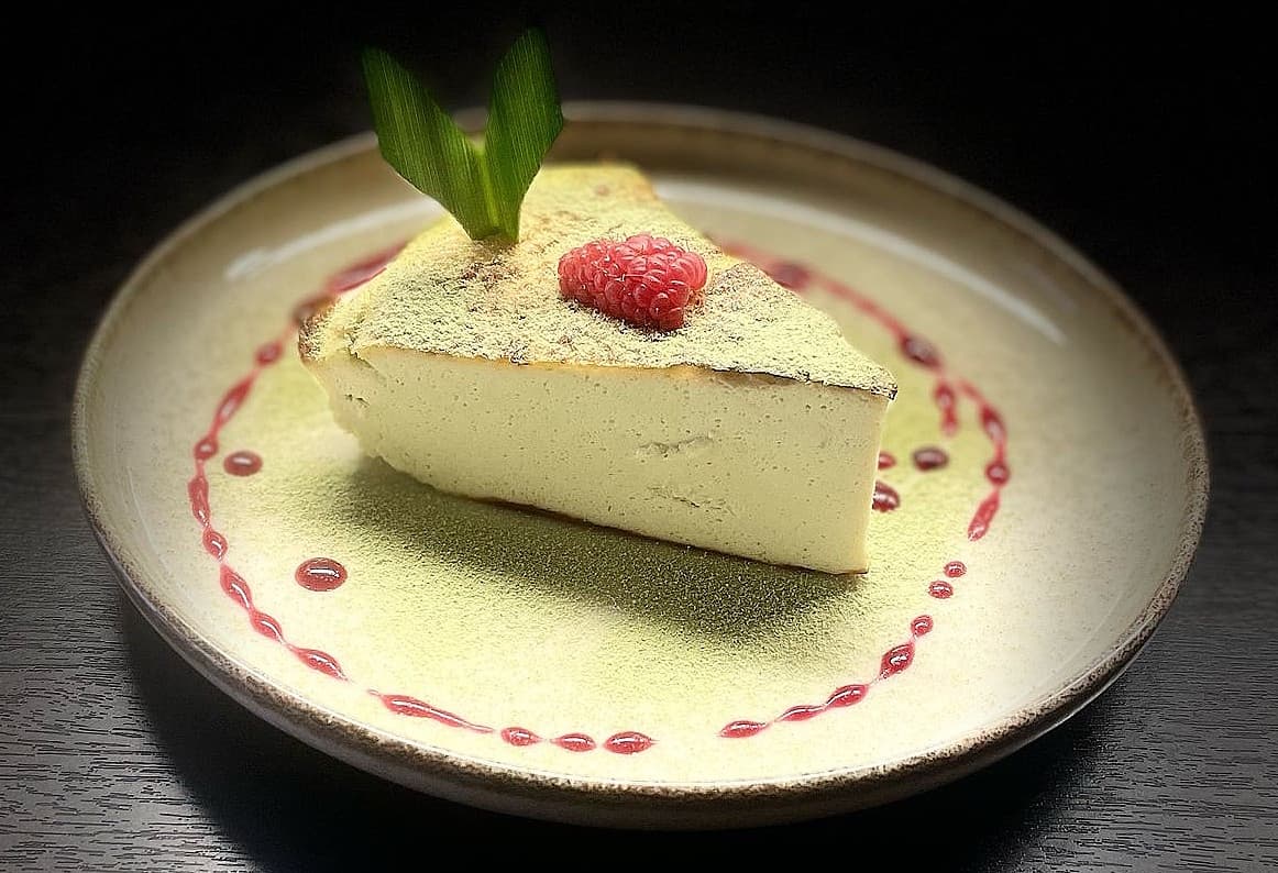 Burnt cheese cake matcha