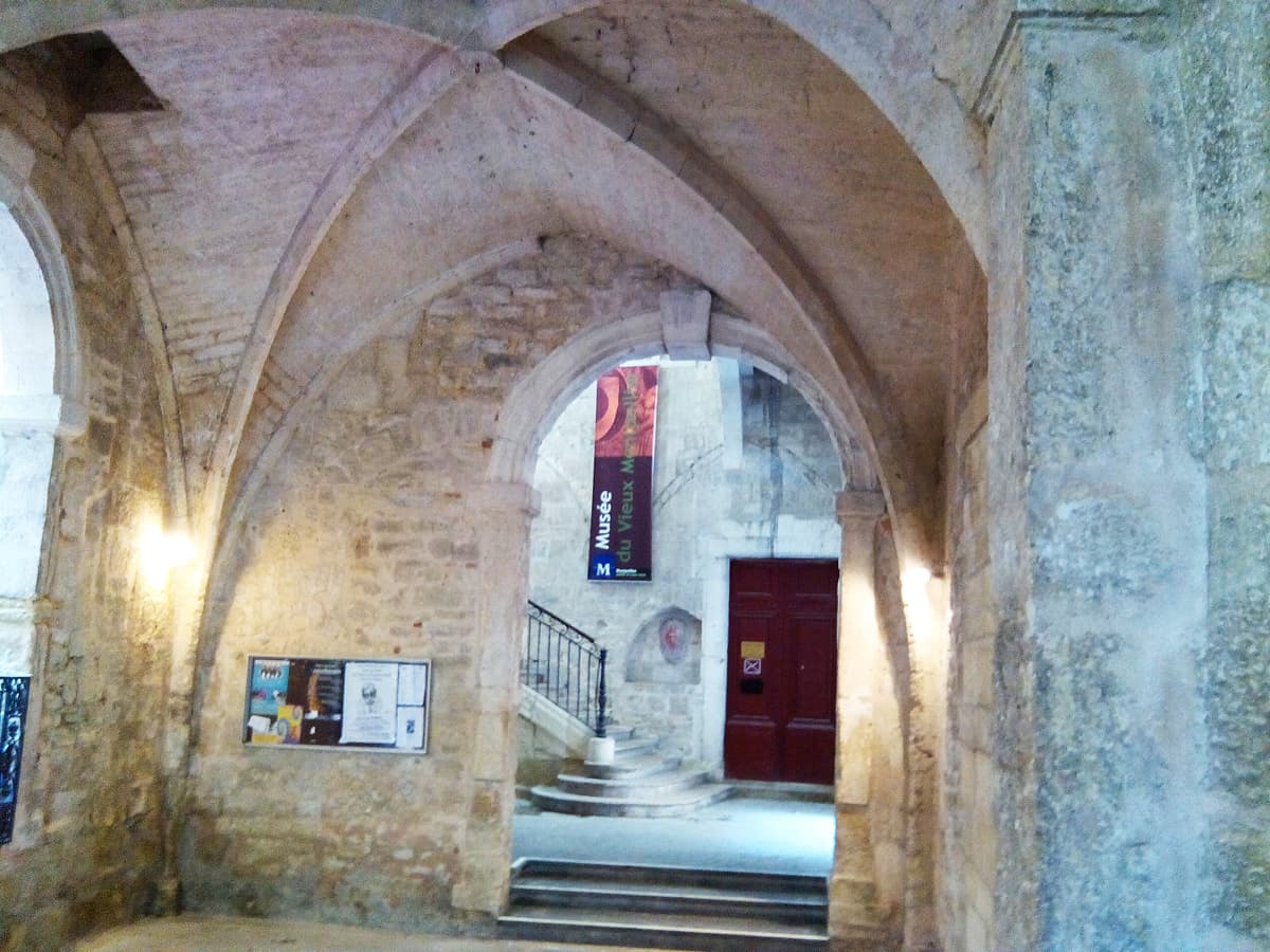 Musée Fougau montpellier - Petrarque hotel de varennes