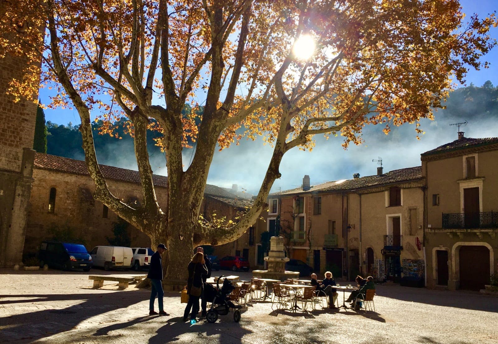 place saint guilhem
