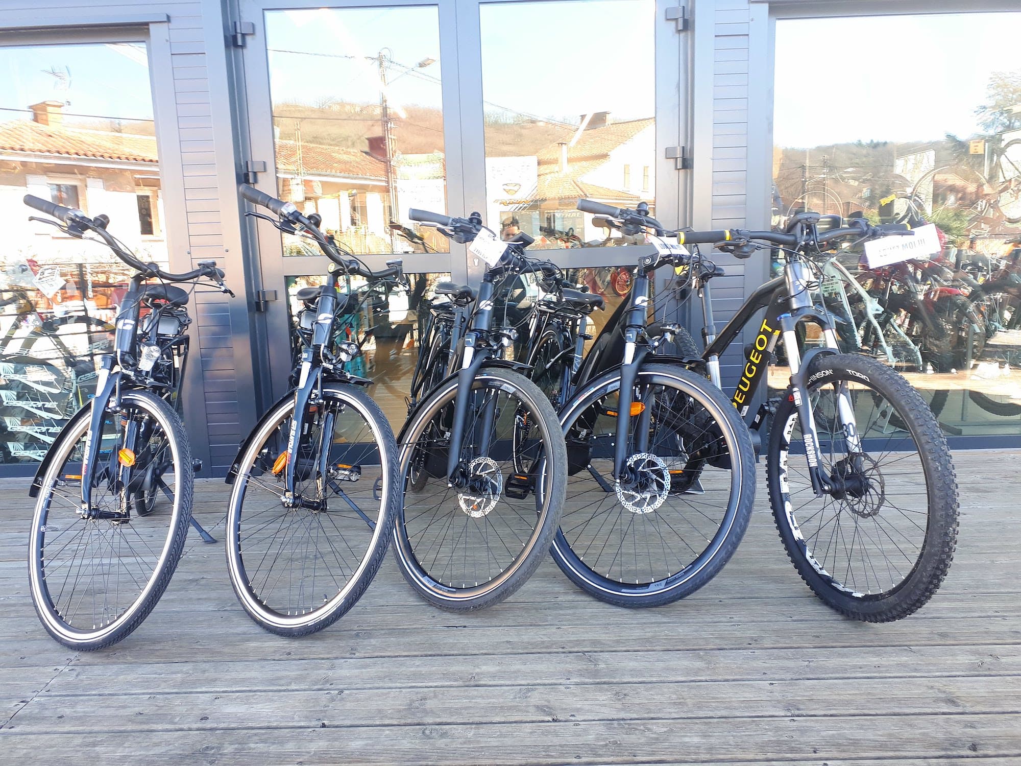 Moto Challenge & Cycles