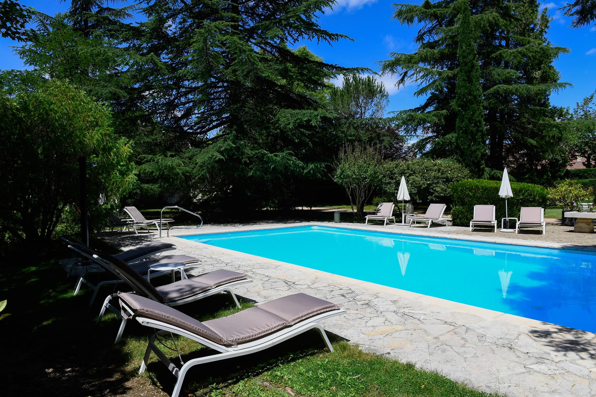 Relais Sainte Anne-Martel-piscine