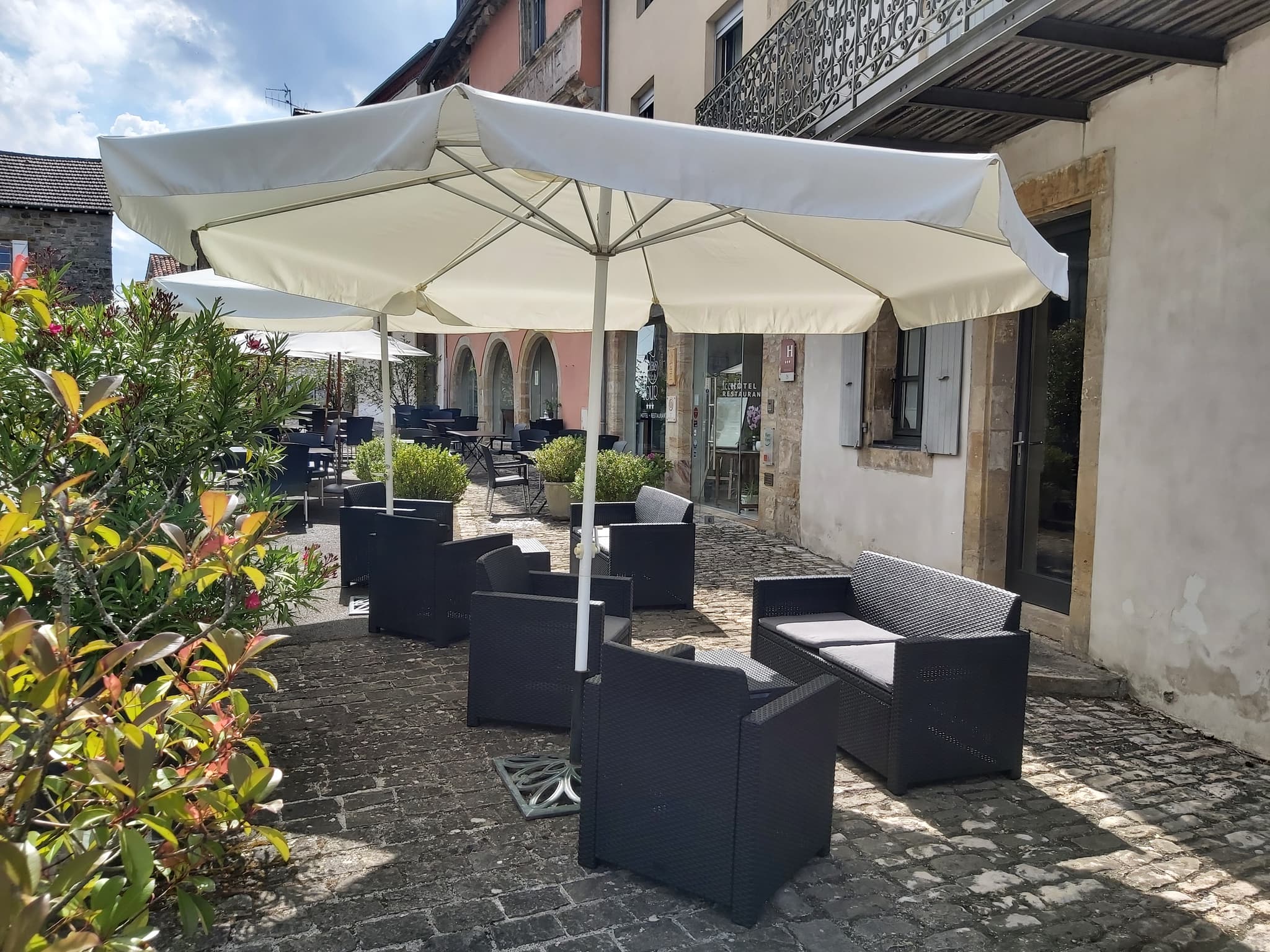 Hôtel Restaurant Le Relais de la Tour