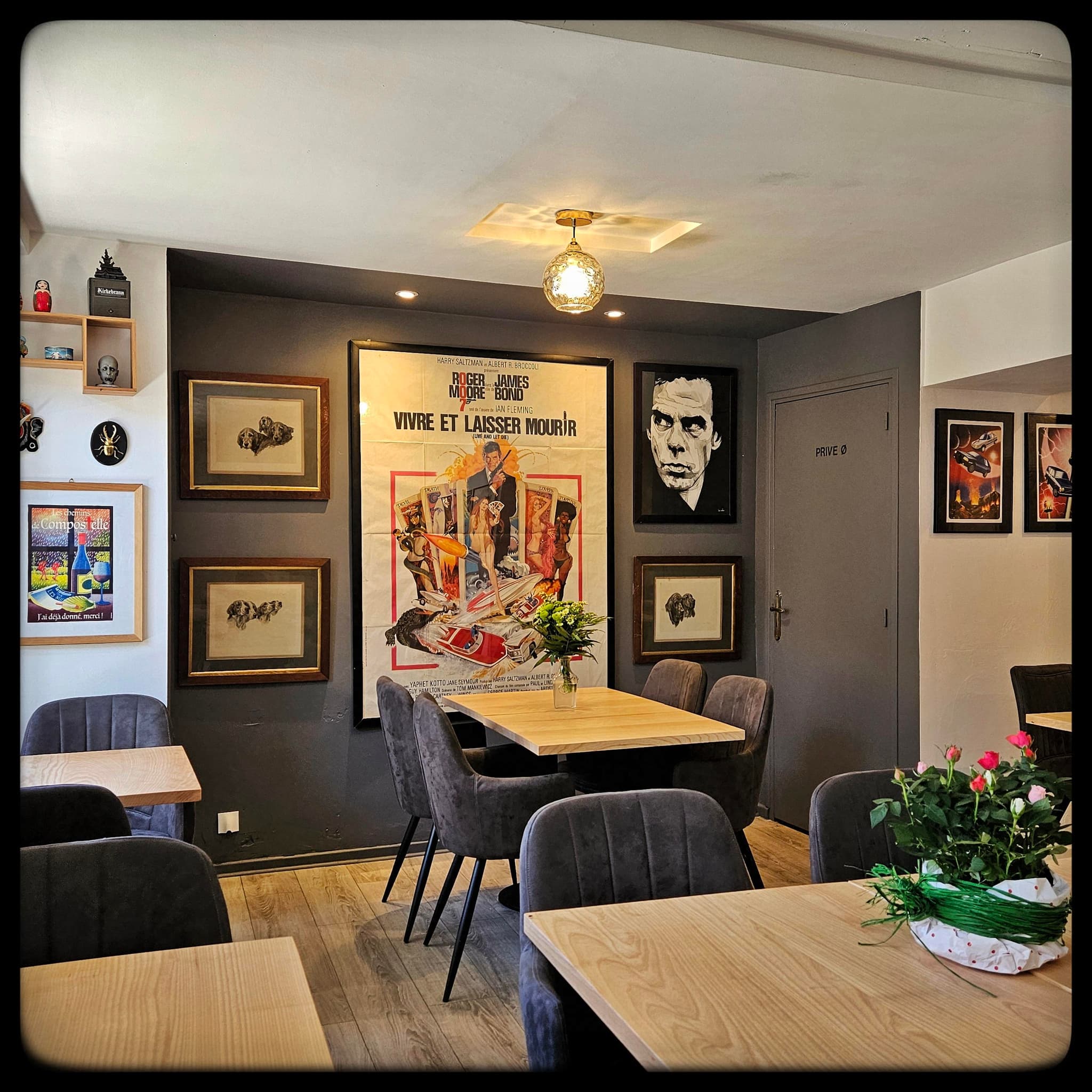 TROIS CENT QUATRE RESTAURANT