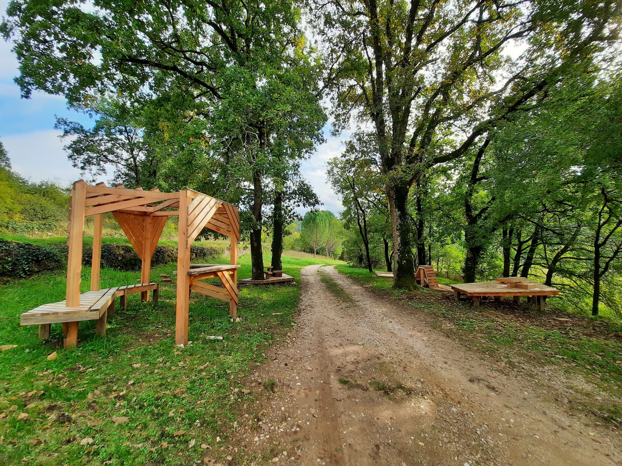 Aire de repos de Larnagol 1