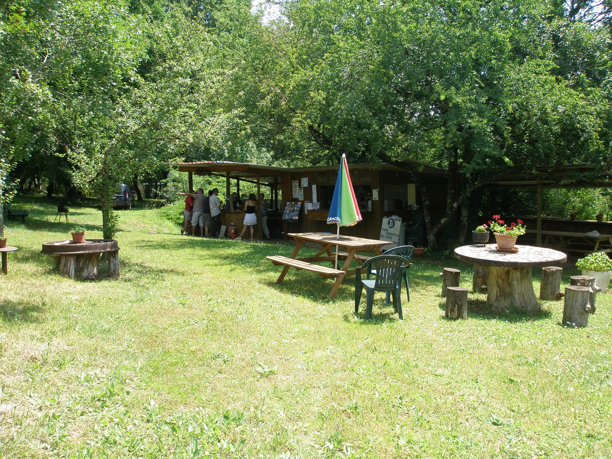 CAMPING - Le Lac rouge- Lachapelle-Auzac