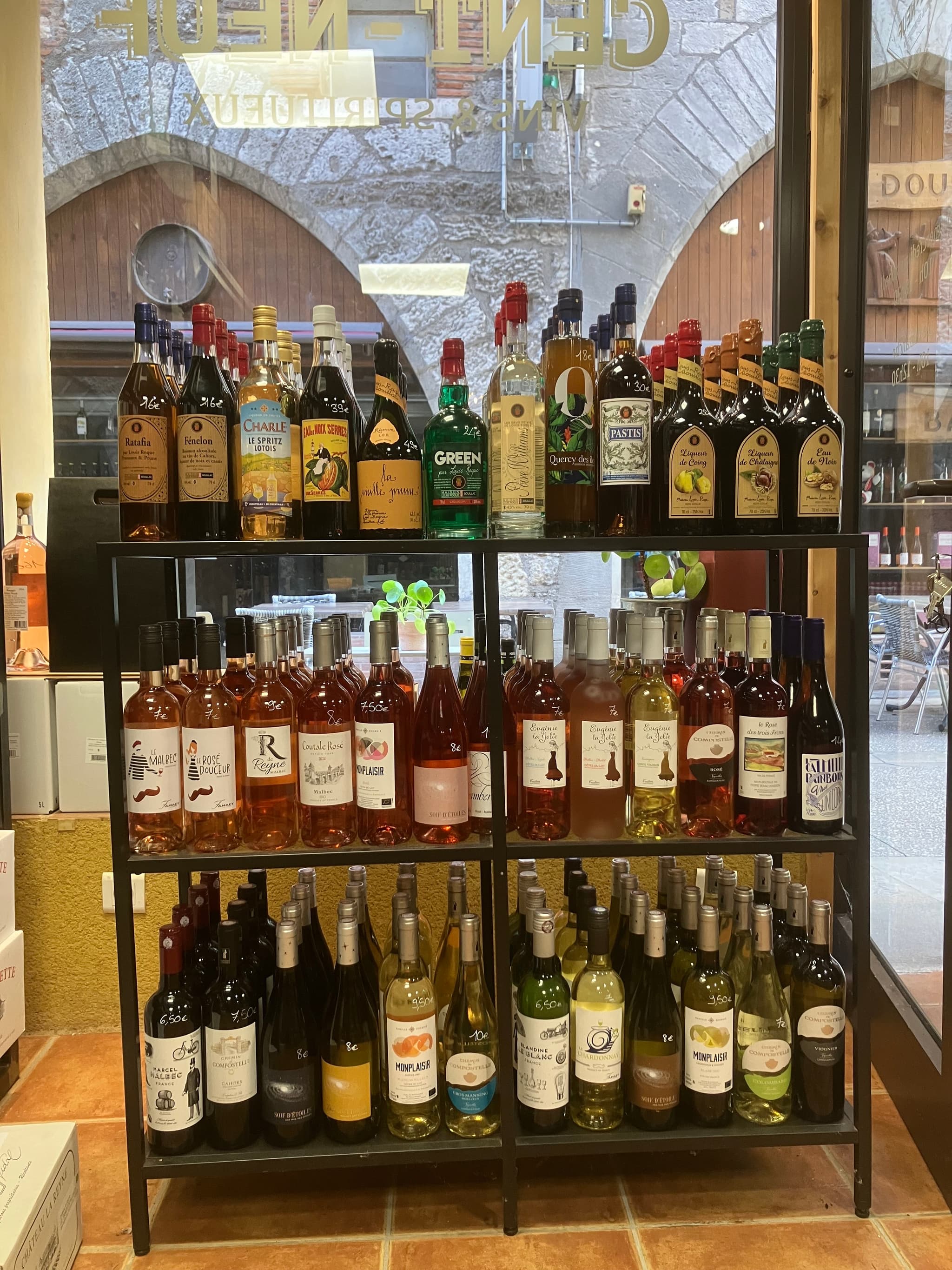 CENT-NEUF Vins & Spiritueux