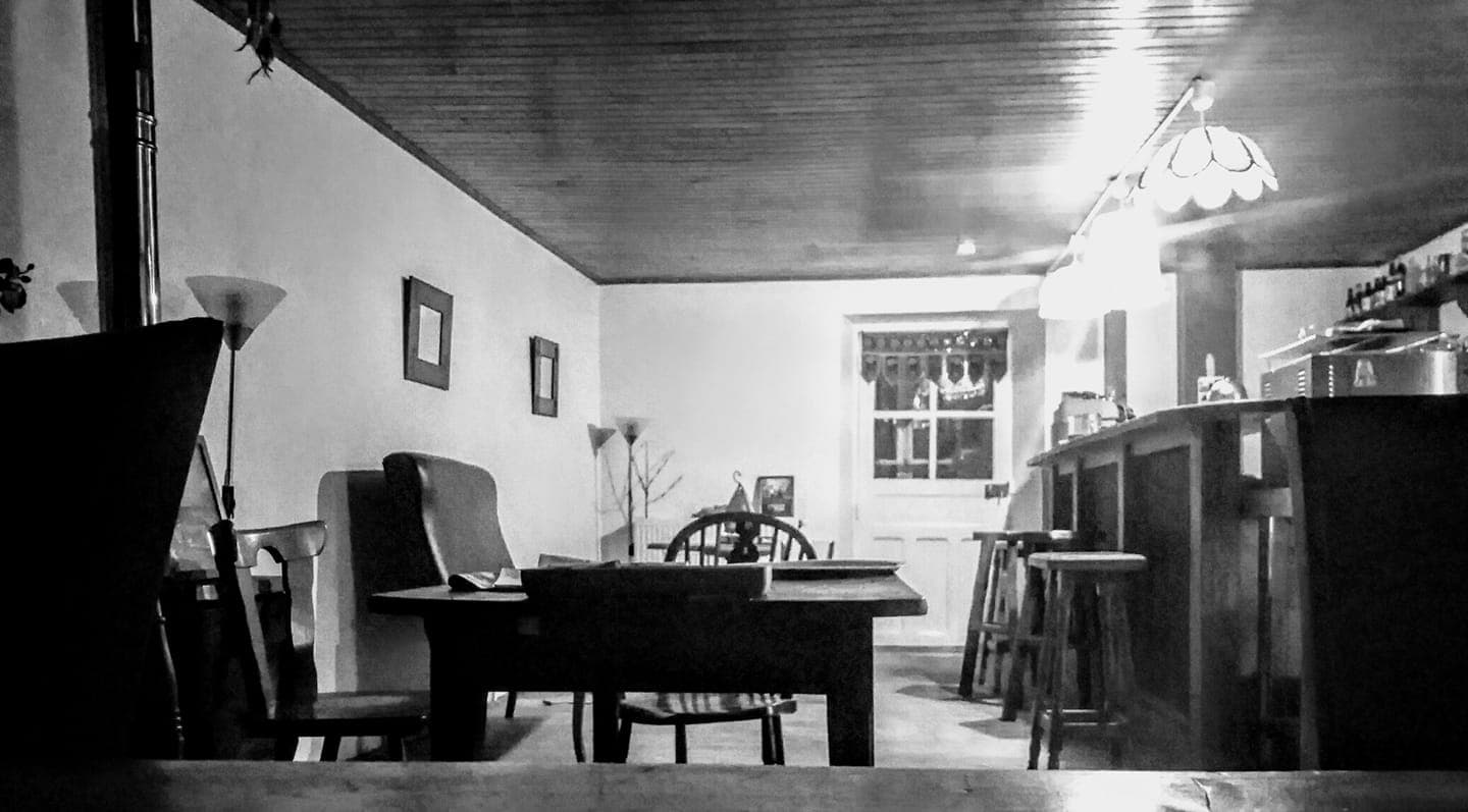 Chez Brigitte-salle