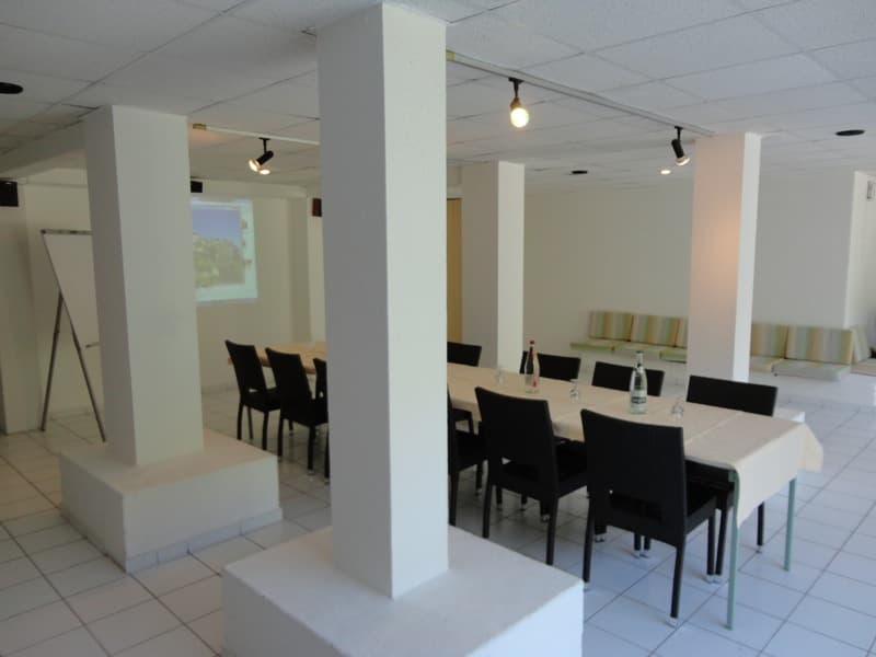Hôtel les Falaises à Bouziès